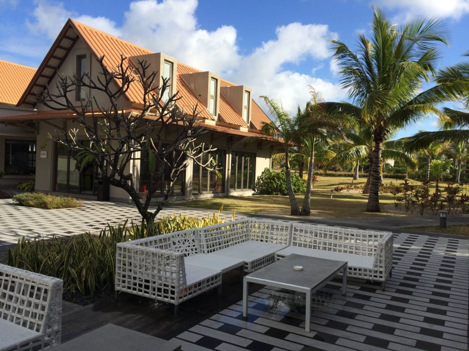 Alles sauber Crystals Beach Resort Belle Mare, a member of Radisson Individuals