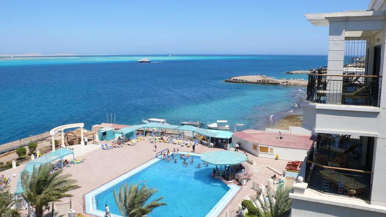 Pool SUNRISE Holidays Resort (Adults Only)