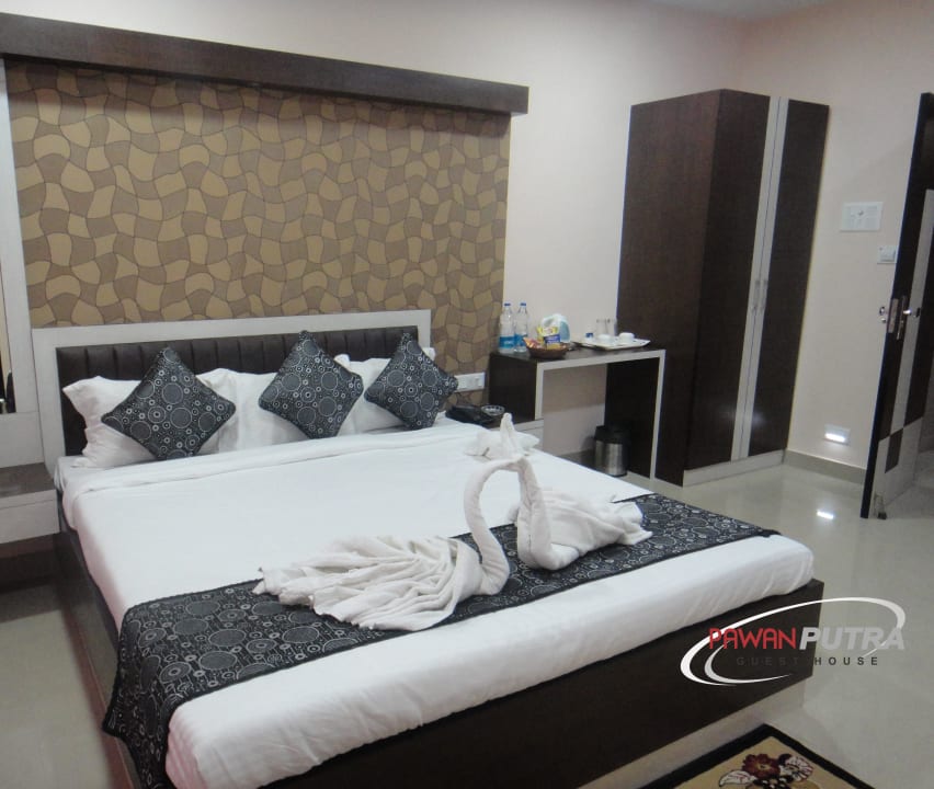 Deluxe Room Pawan Putra Guest House