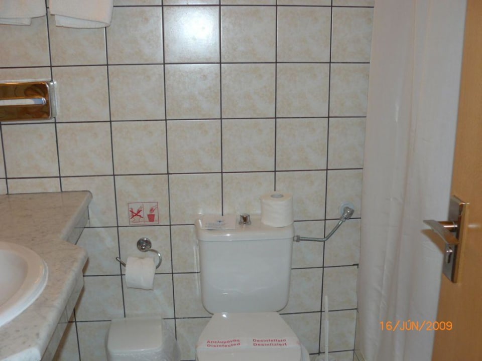 Bathroom Aeolos Beach Resort
