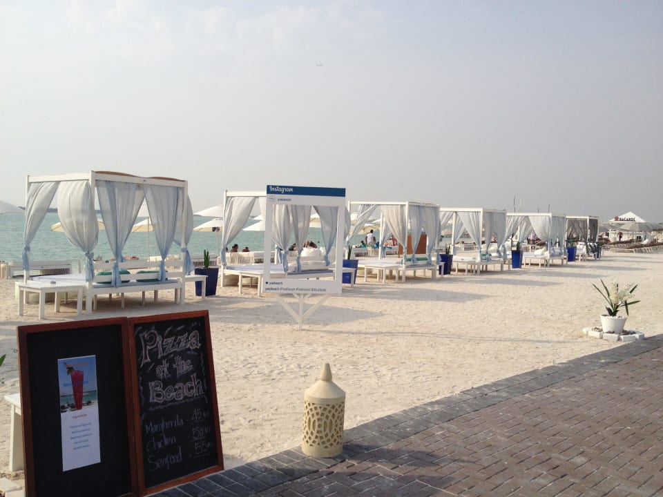 Beachclub Crowne Plaza Hotel Yas Island