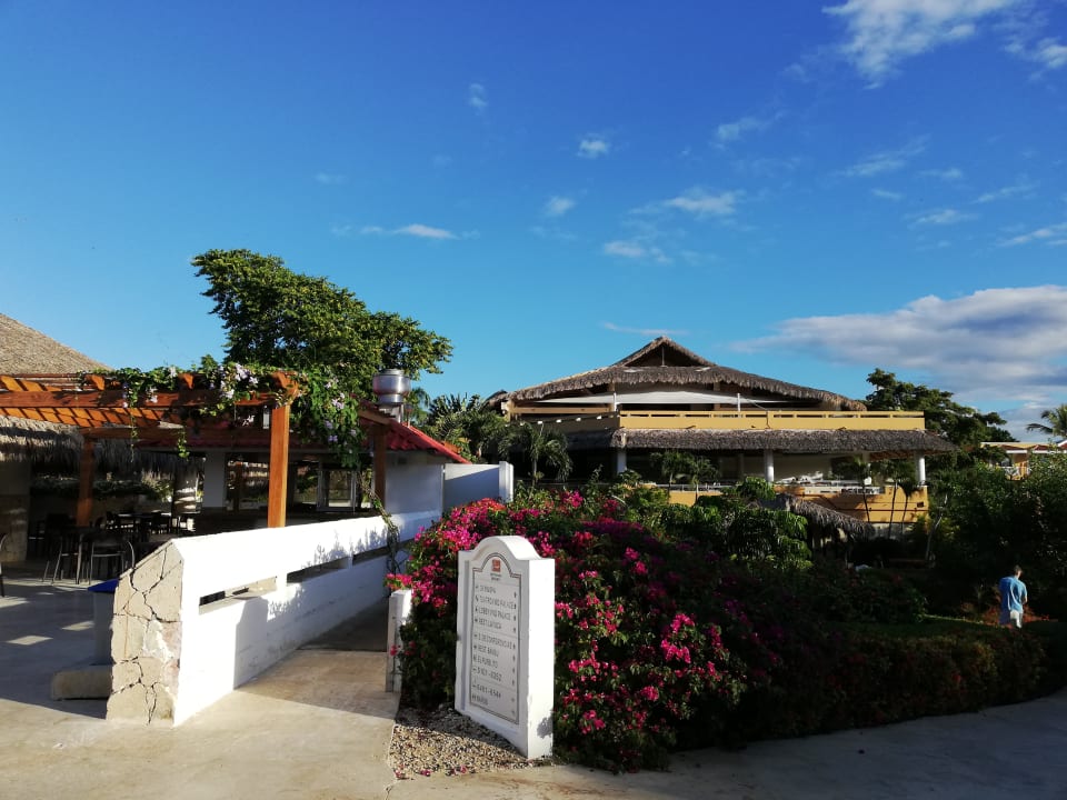 Außenansicht Hotel Viva Dominicus Palace by Wyndham-All Inclusive Resort