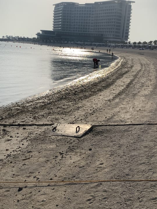 Strand Hampton by Hilton Marjan Island