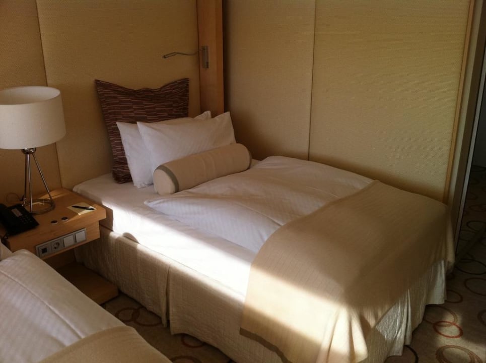 Bett Sheraton Berlin Grand Hotel Esplanade