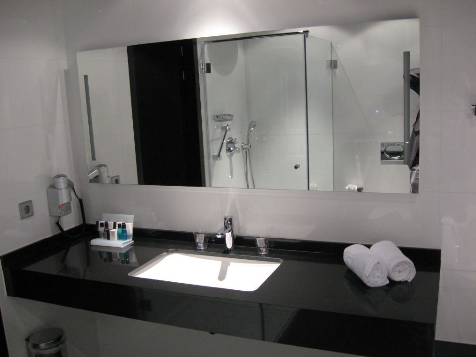 Badezimmer der Luxusklasse Hotel Van der Valk Houten Utrecht