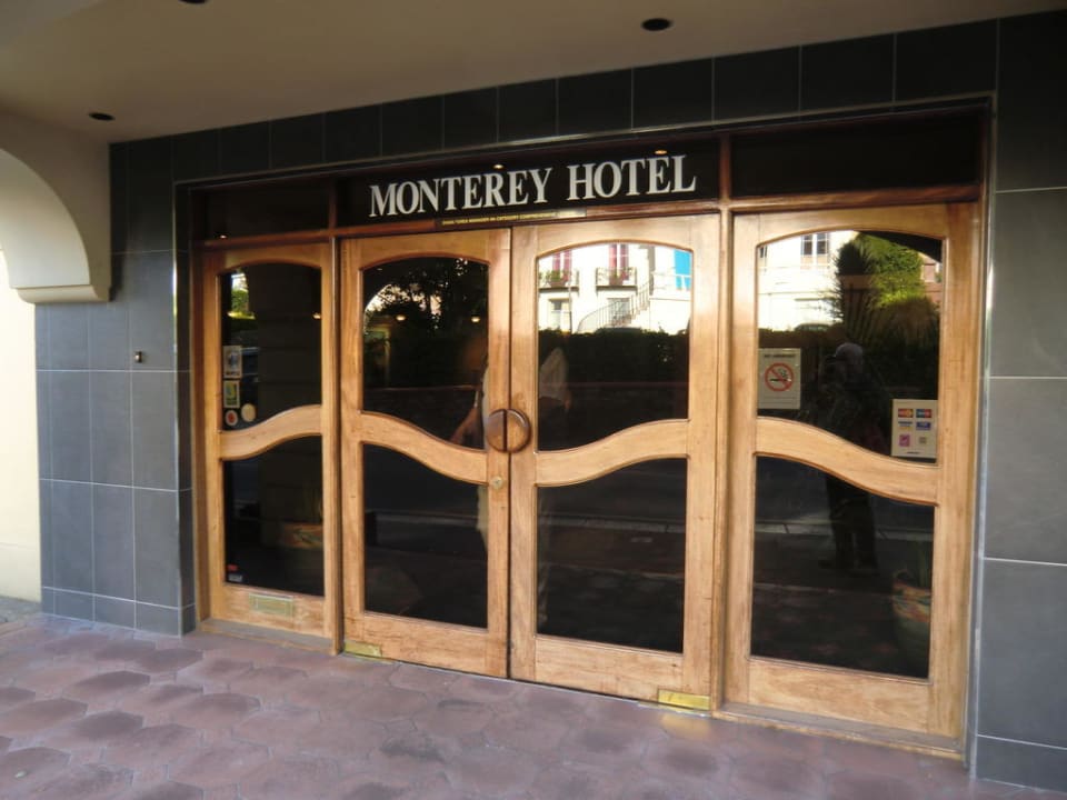 Hoteleingang The Monterey Hotel, Sure Hotel Collection by Best Western