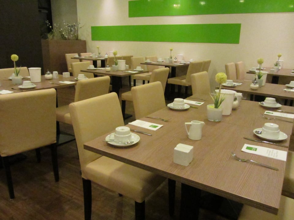 Restaurant Holiday Inn - the niu, Fusion Hamburg St. Georg