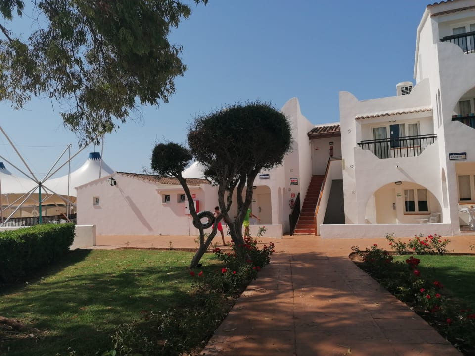 Außenansicht Globales Bouganvilla