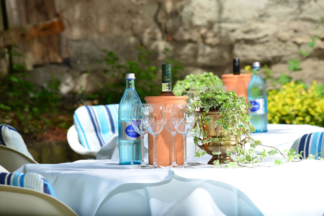 Romantischer Weingarten Romantica Hotel Blauer Hecht