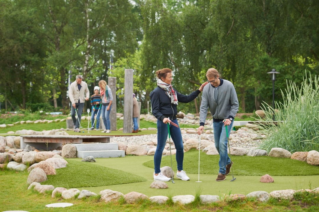 Adventure Golf Ferienwohnungen Ferienpark Weissenhäuser Strand