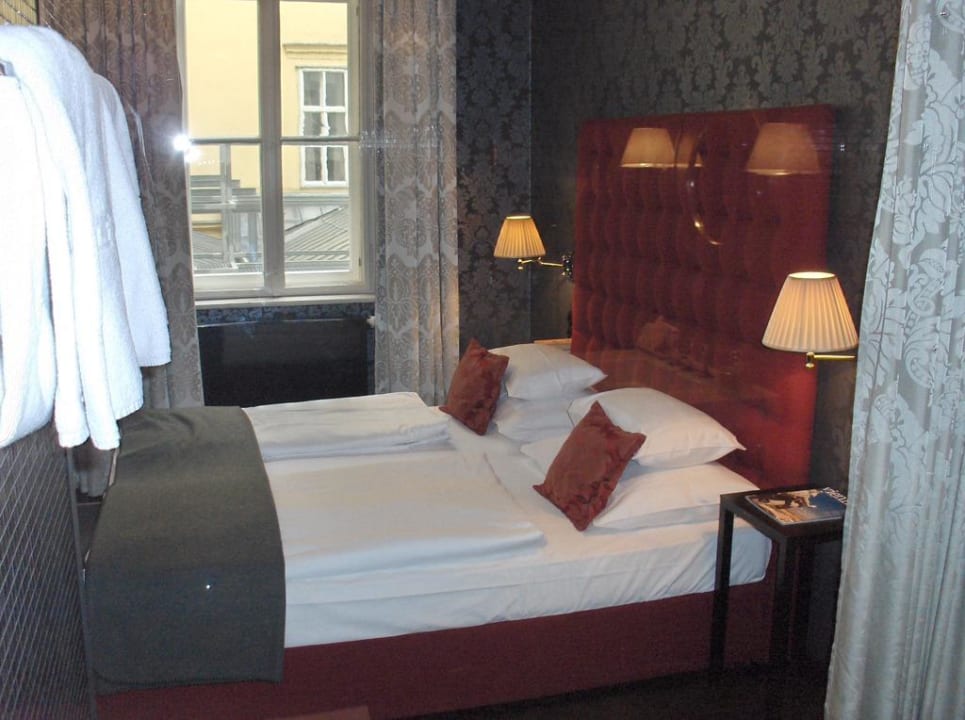 Bett Blick Hotel Altstadt Vienna