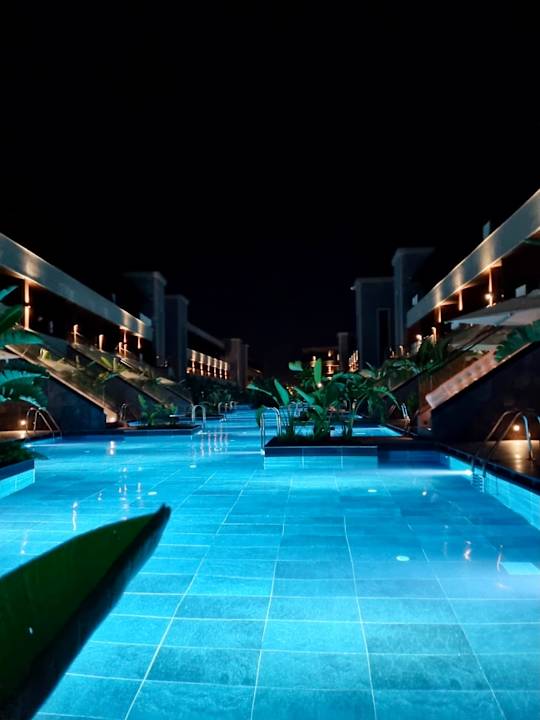 Pool Jacaranda Luxury Resort