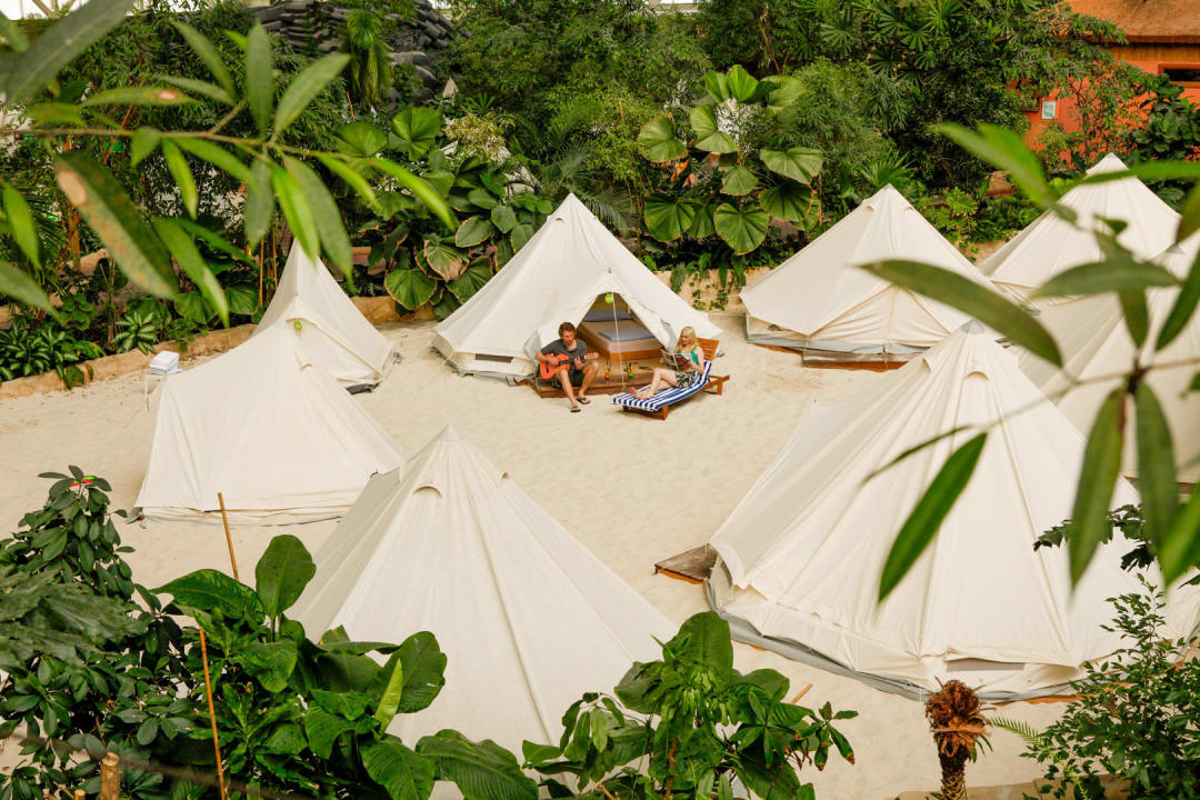 Außenansicht Tropical Islands Resort - Zelte