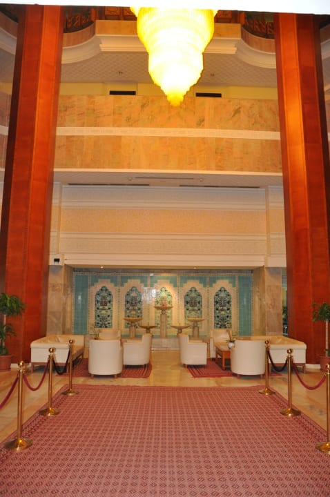 Hoteleingang innen Hotel Marhaba Palace