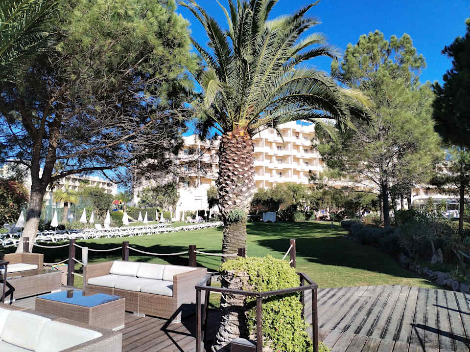 Gartenanlage PortoBay Falésia