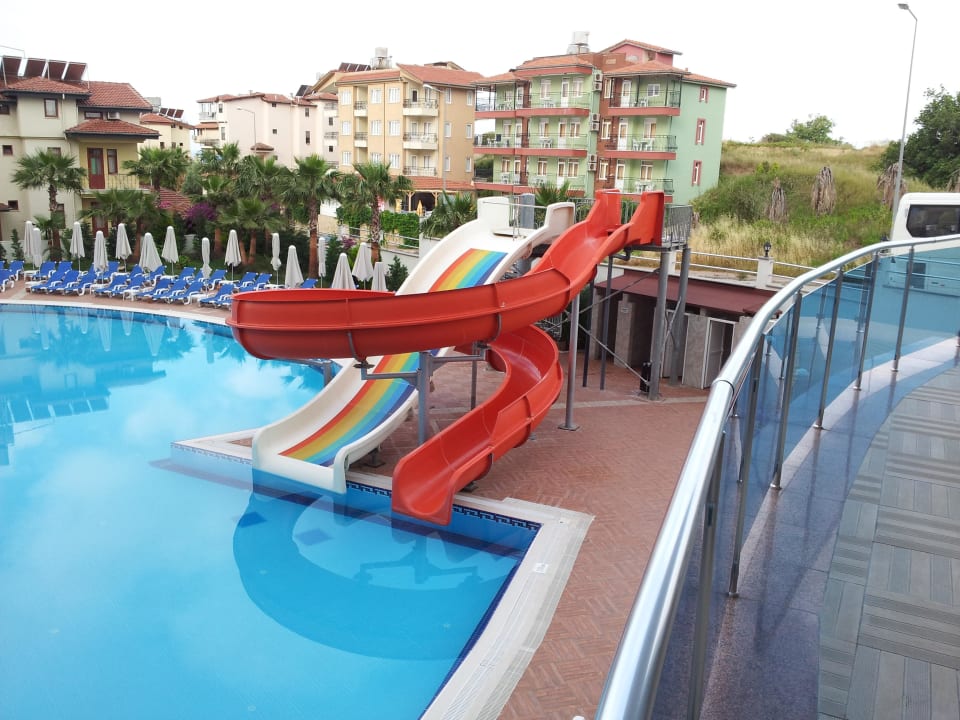 Pool Narcia Resort Side