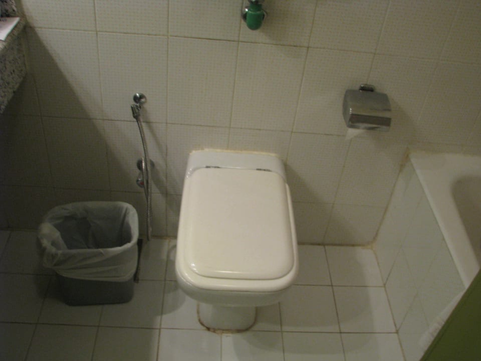 Schmutz wohin das Auge reicht Ghazala Gardens