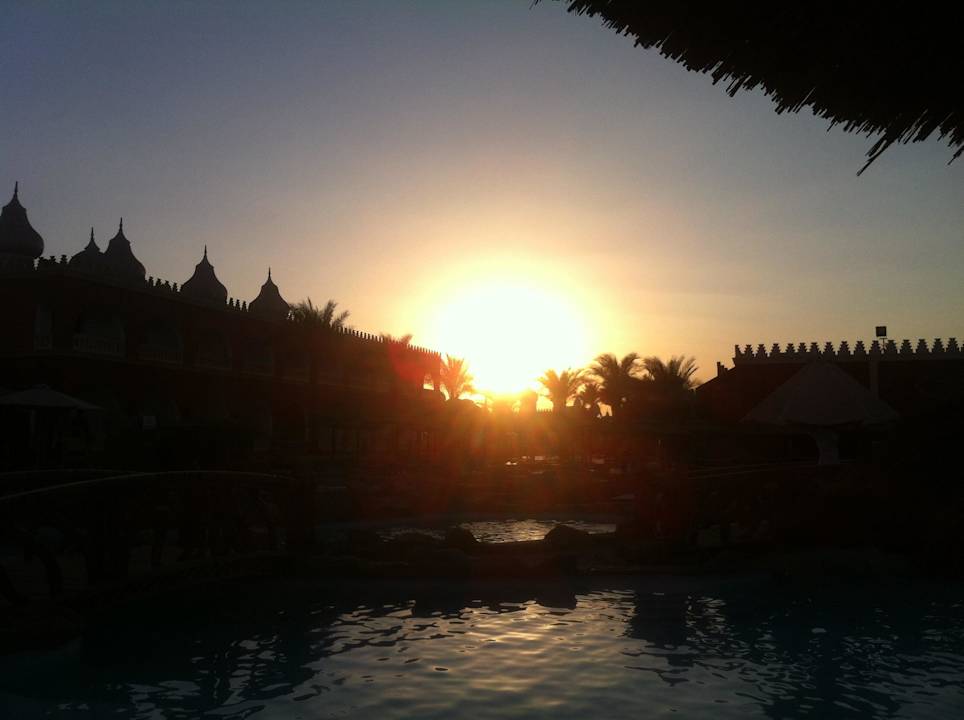 Sonnenuntergang  Pickalbatros Alf Leila Wa Leila Resort - Neverland Hurghada