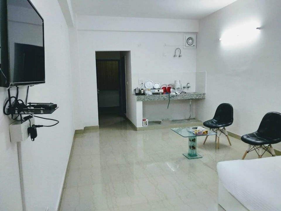 Zimmer The Radiance Suites & Apartments