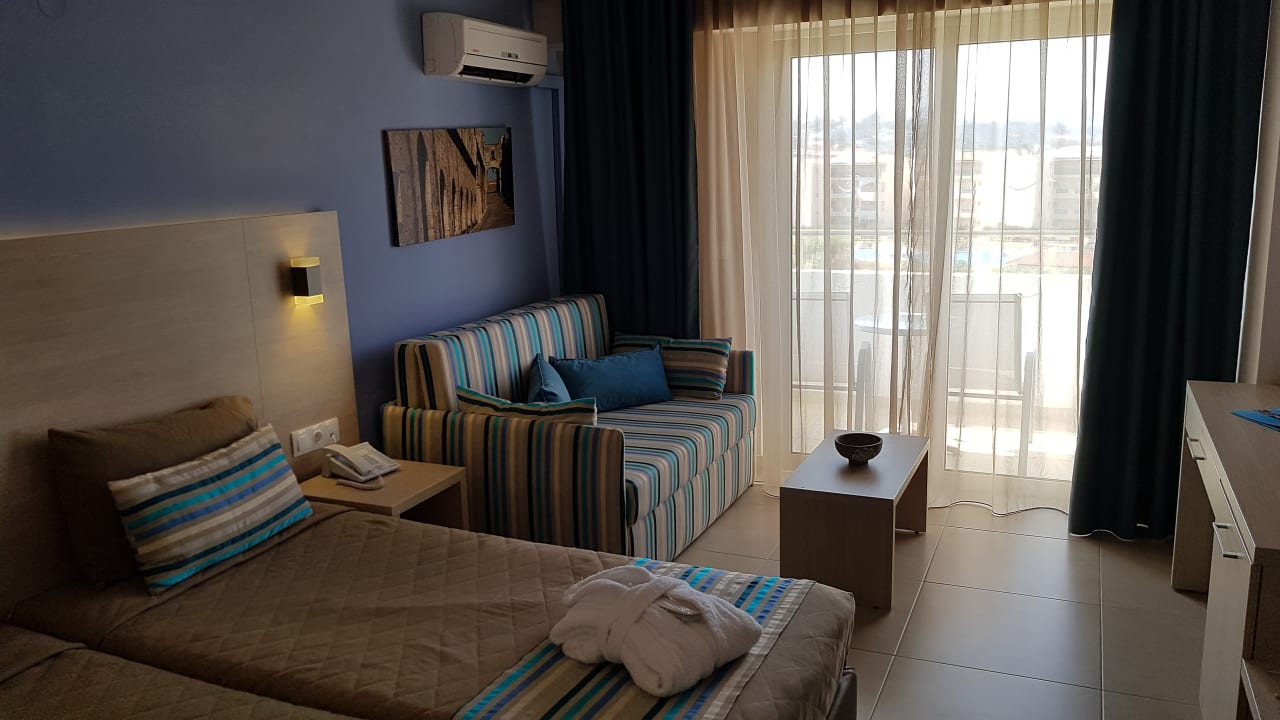 Zimmer Irene Palace Beach Resort Club alltoura