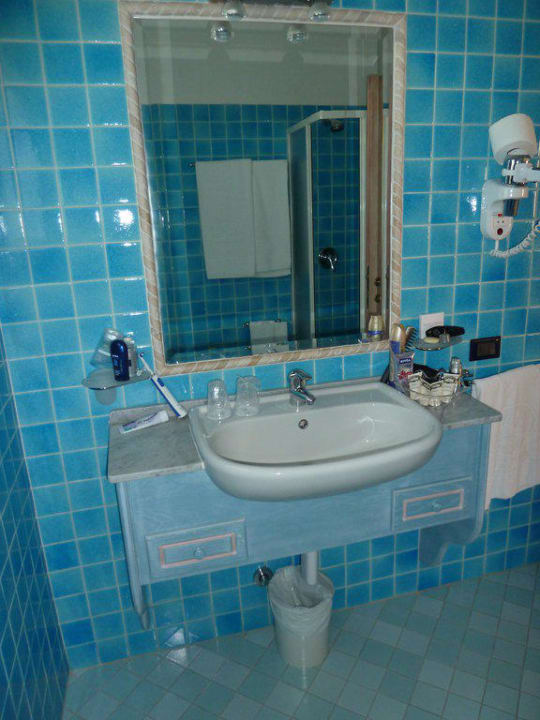 Badezimmer Hotel La Rocca Resort & Spa