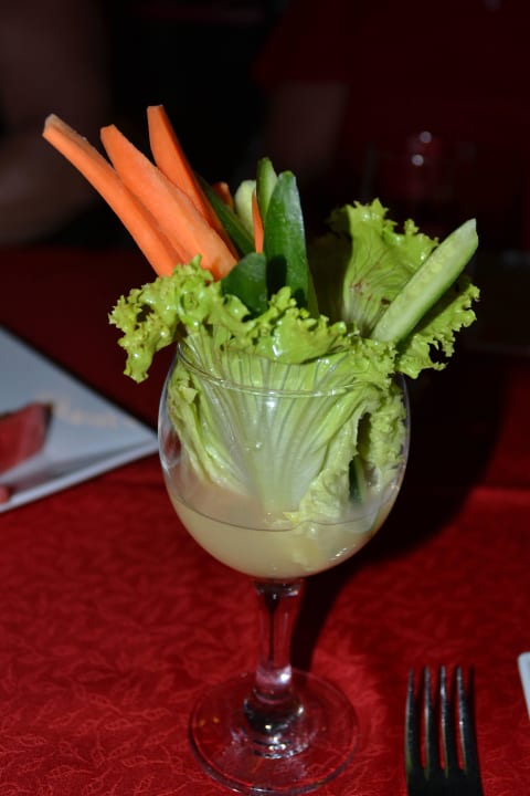 Kleiner Snack am Stammgästeabend. Hane Family Resort