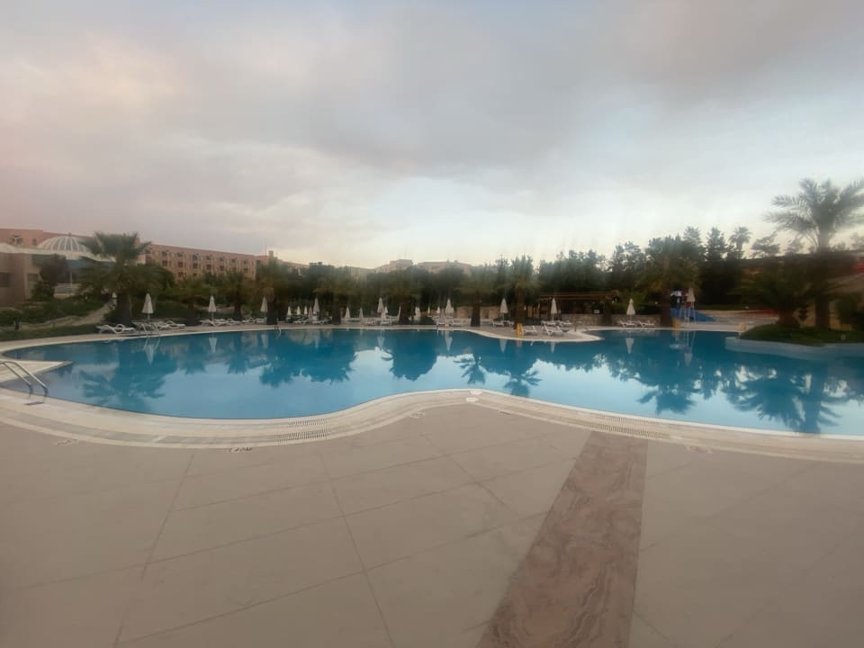 Pool Blue Waters Club
