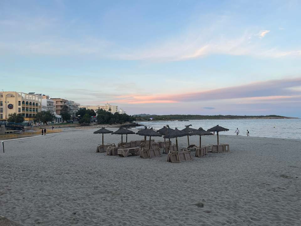 Strand Hotel Club S'Illot