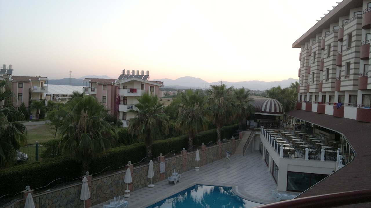 Aufgehende Sonne vom Zimmer Side Royal Paradise Hotel