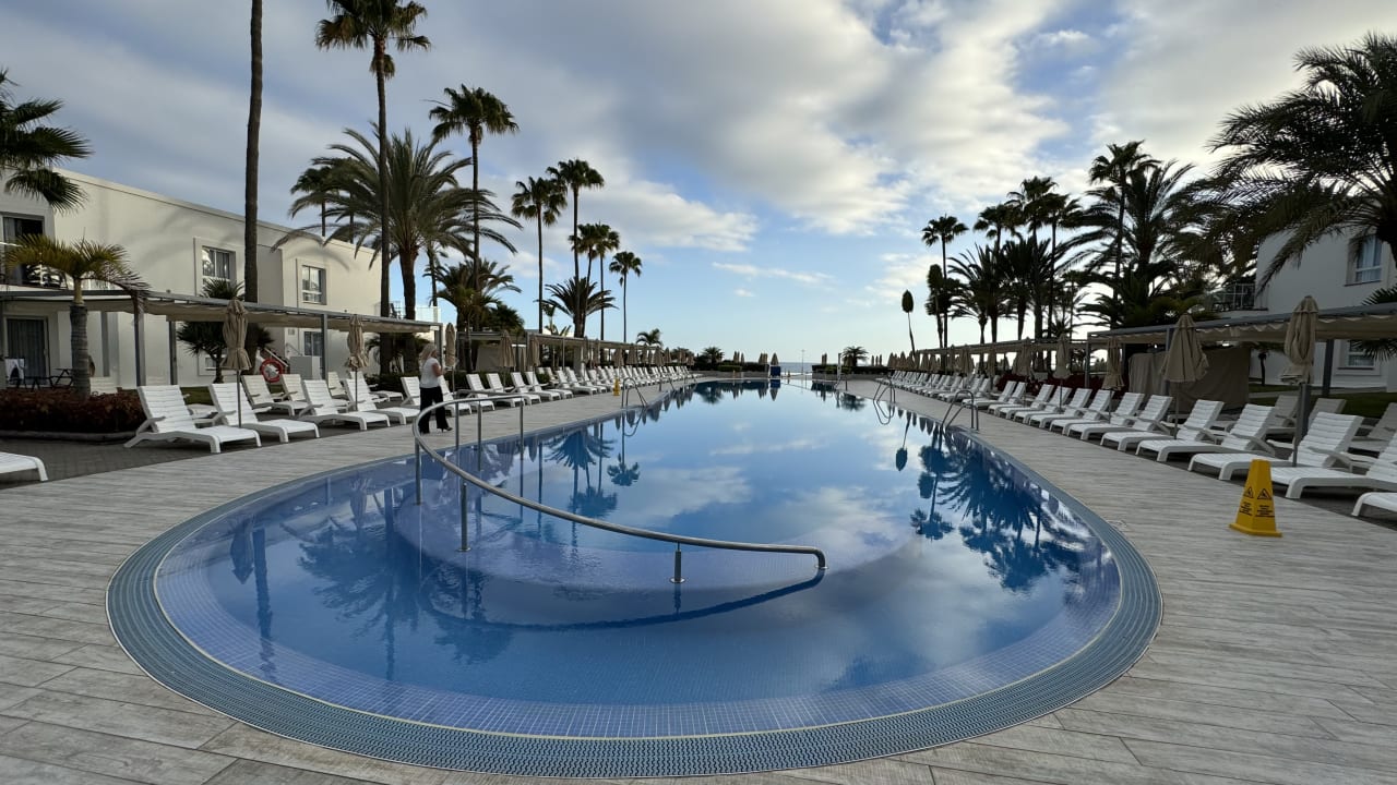 Pool Hotel Riu Palace Meloneras
