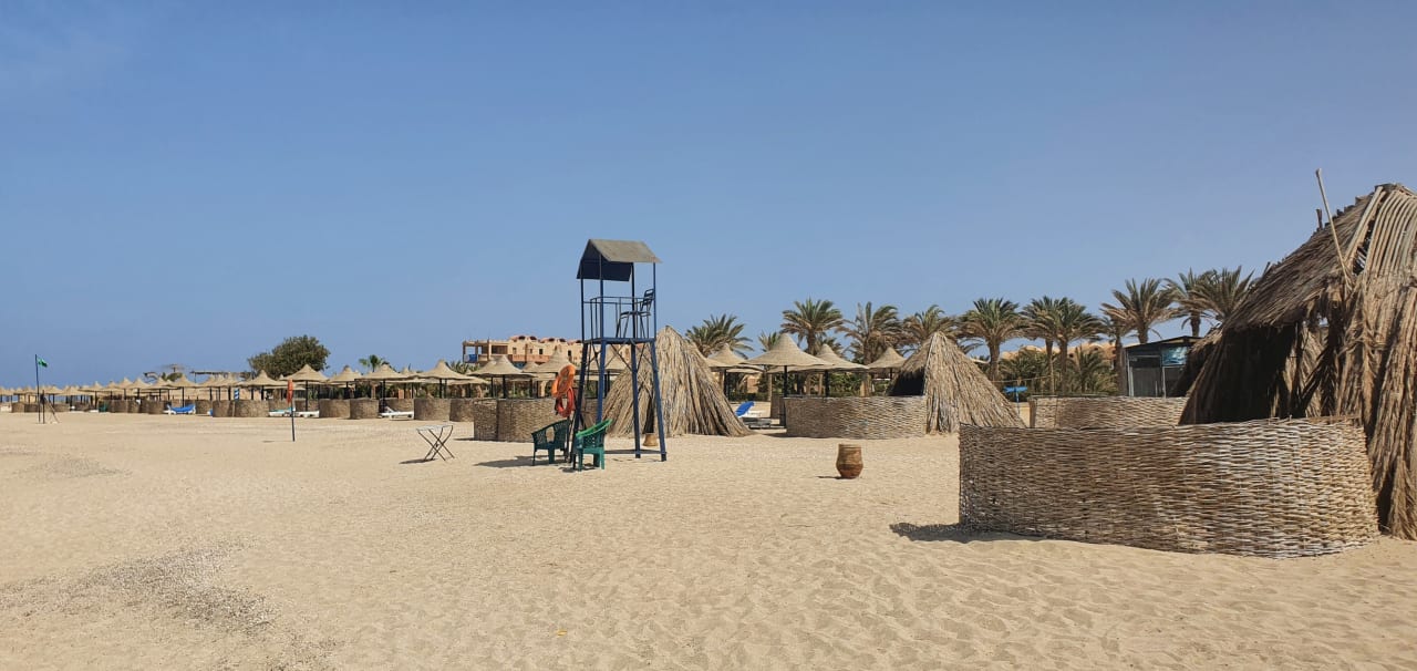 Strand Pensée Royal Garden Beach Resort