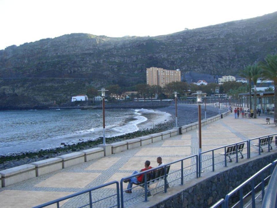 Abendstimmung vom Strand in Machico Hotel Dom Pedro Madeira