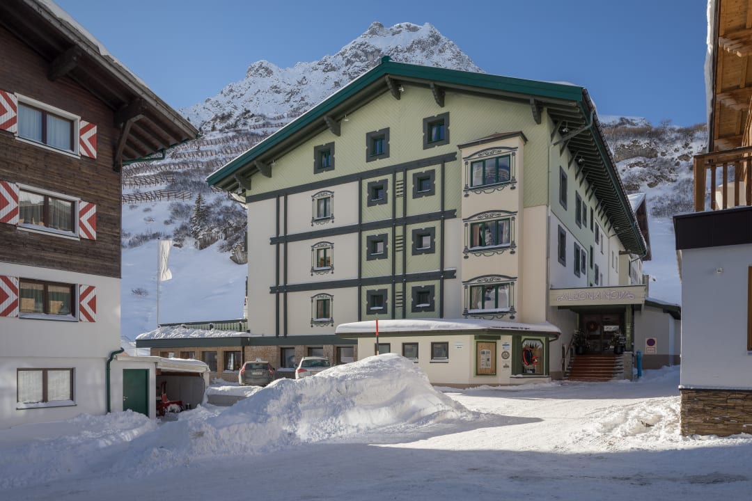 Außenansicht Hotel Albona Nova