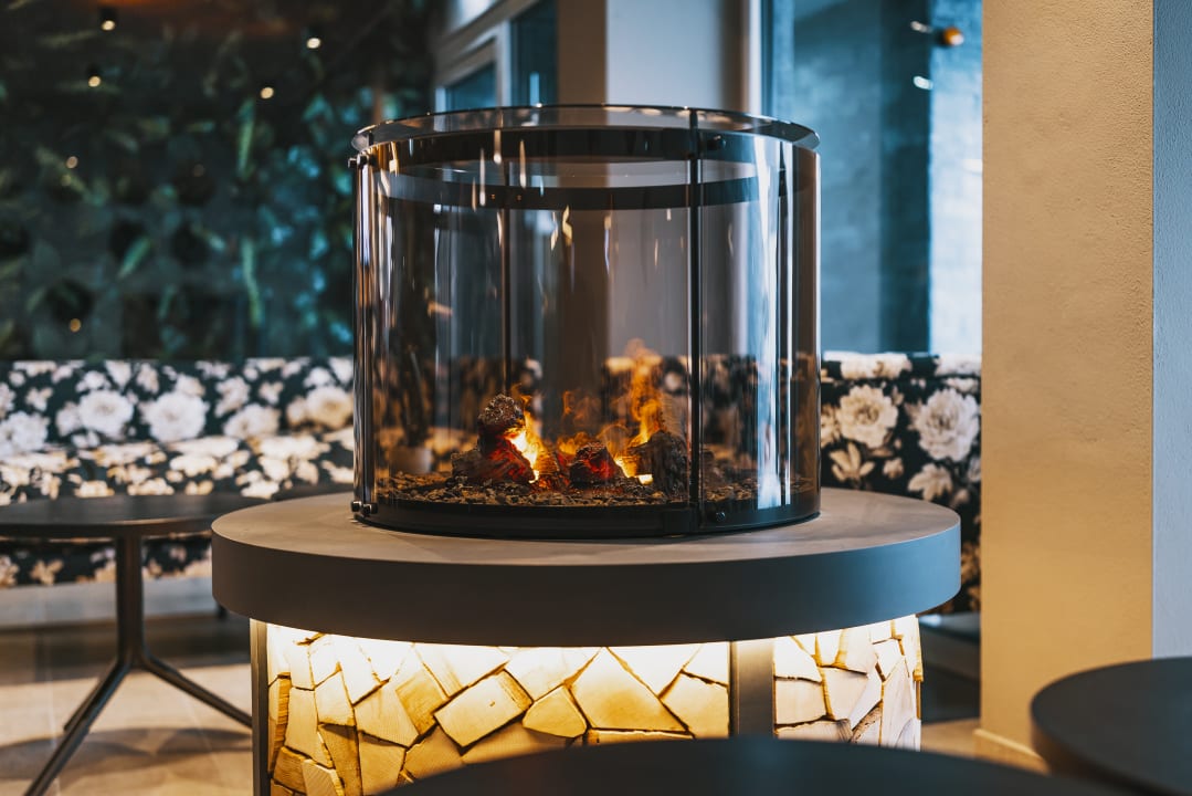 Lobby Nikolaus by AvenidA