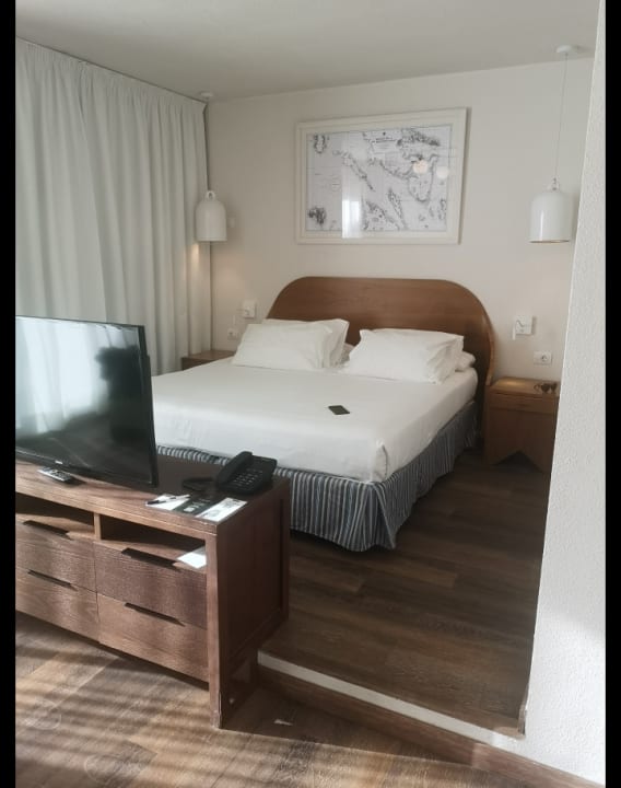 Zimmer H10 Ocean Suites