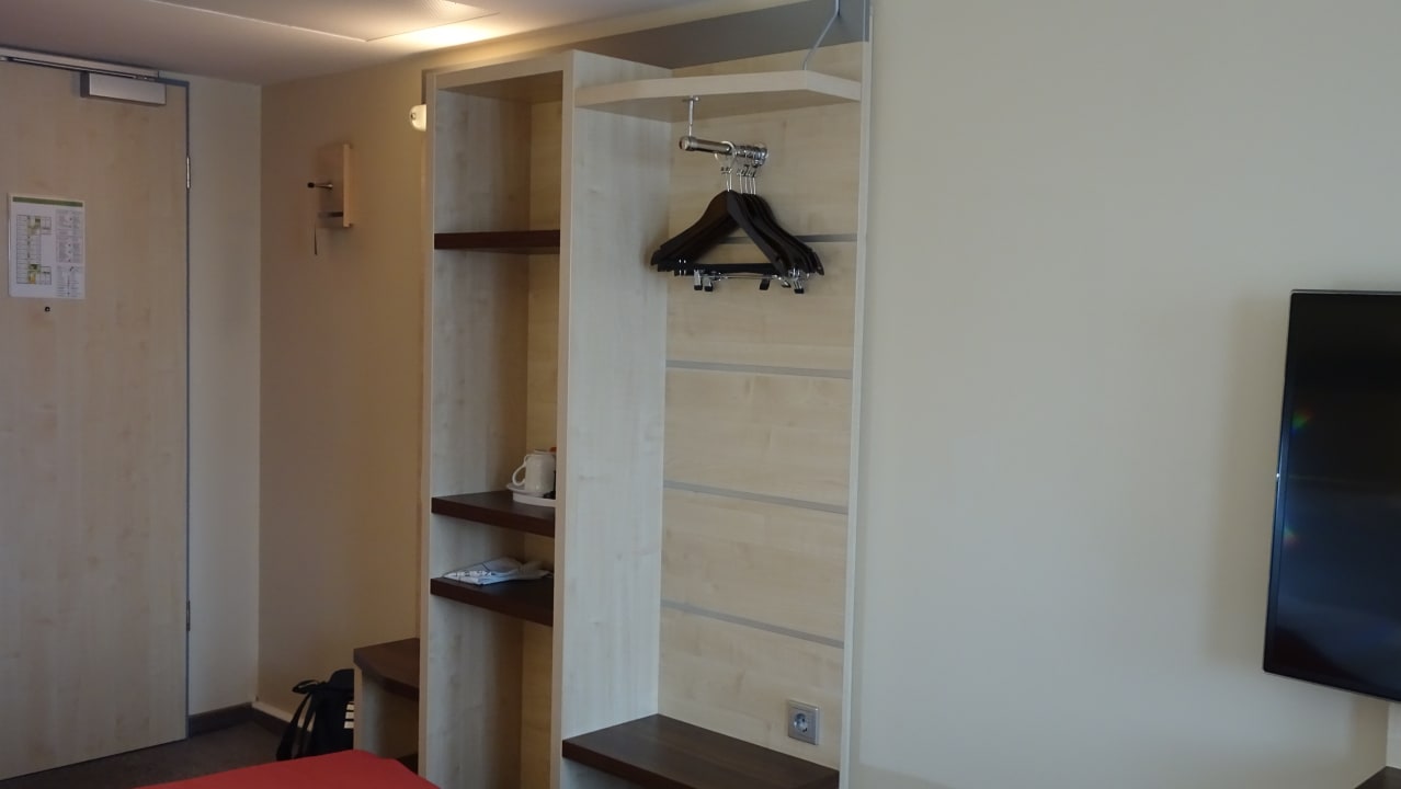 Zimmer Premier Inn Stuttgart Airport