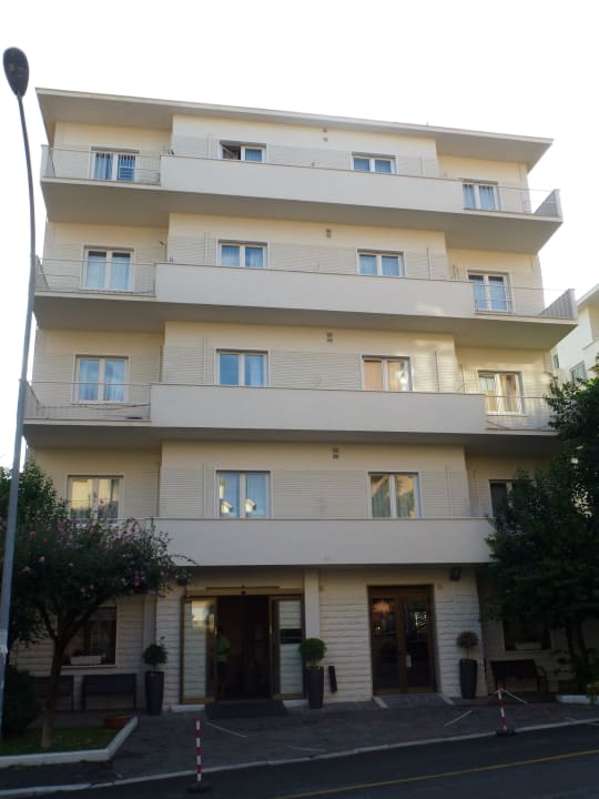 Einfach aber gut! C-Hotels Club House