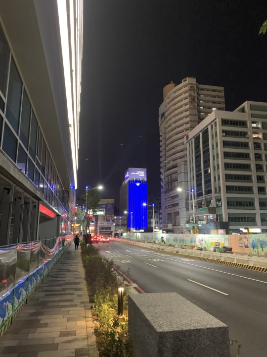Außenansicht Airline Inn - Kaohsiung Station