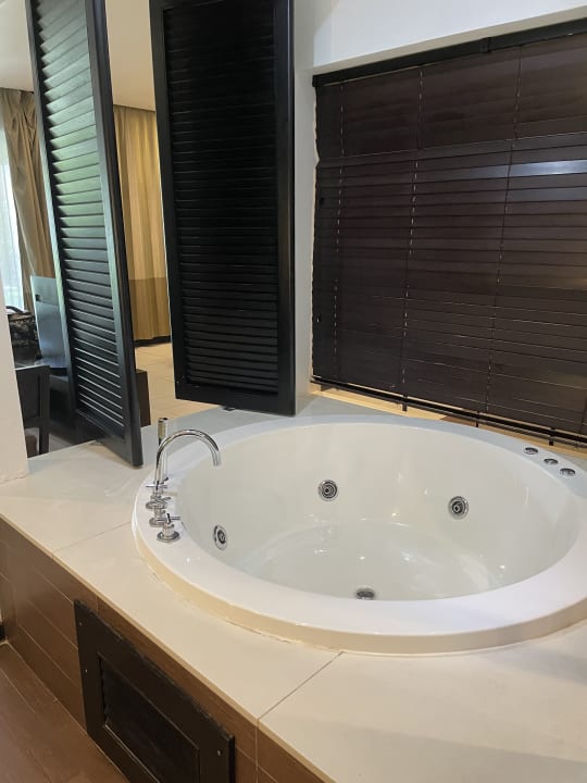 Zimmer Crystals Beach Resort Belle Mare, a member of Radisson Individuals