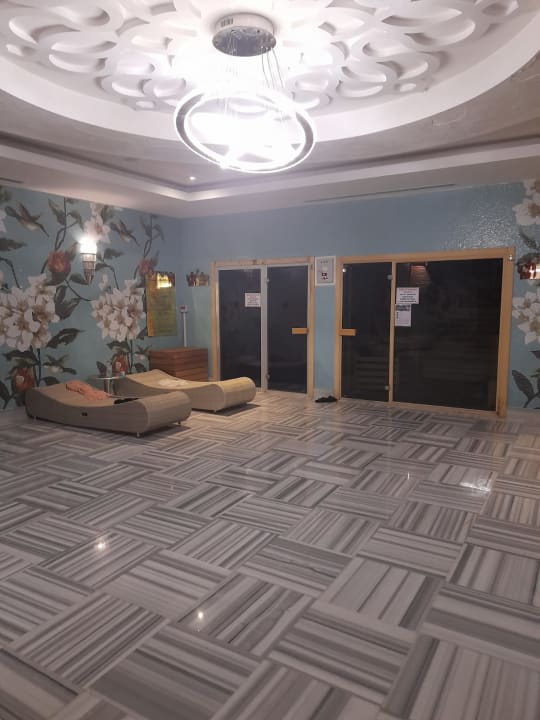 Sport & Freizeit Azura Deluxe Resort & Spa Hotel