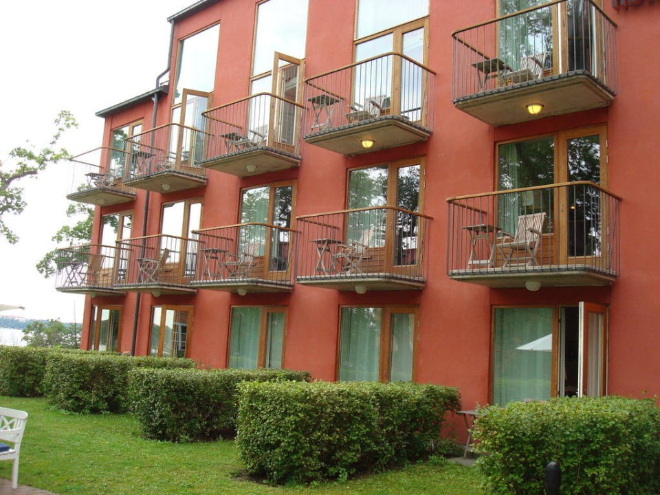 Veduta dal giardino Hotel J