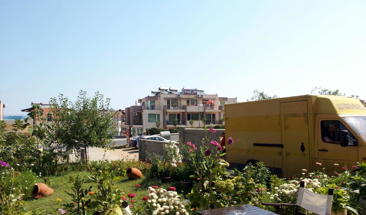 Vom Einkaufsladen aus gesehen Hotel Selena Beach