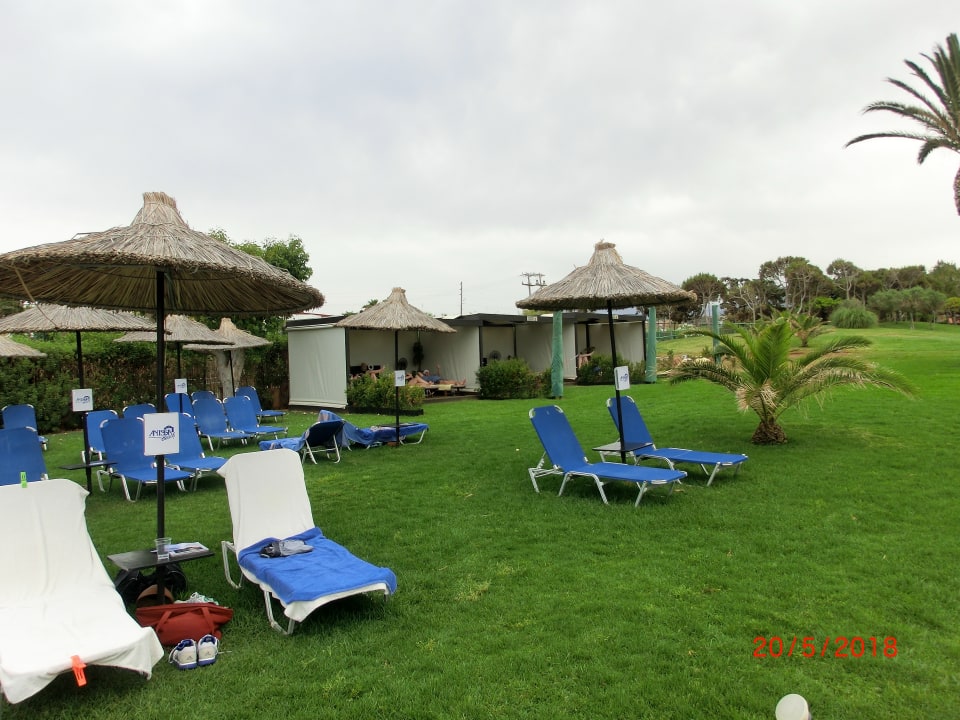 Gartenanlage Anissa Beach & Village