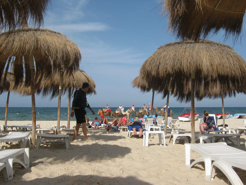 Schöner Strand mit Karawane El Mouradi Club Kantaoui