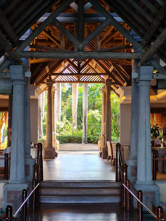 Lobby Sands Suites Resort & Spa