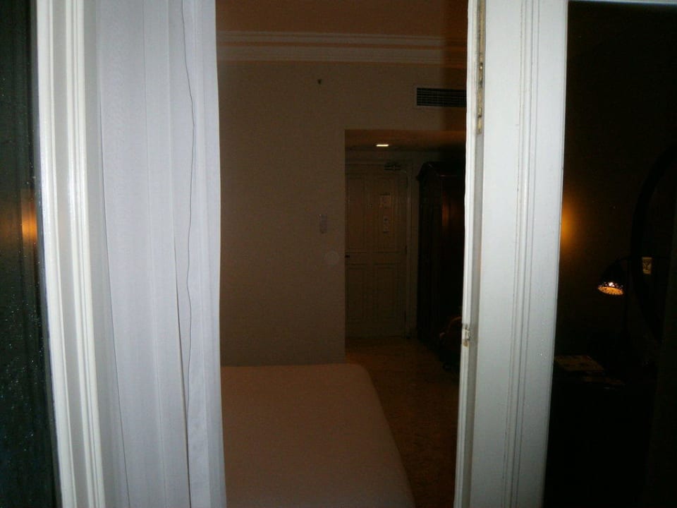 Vom Balkon aus The Phoenix Hotel Yogyakarta