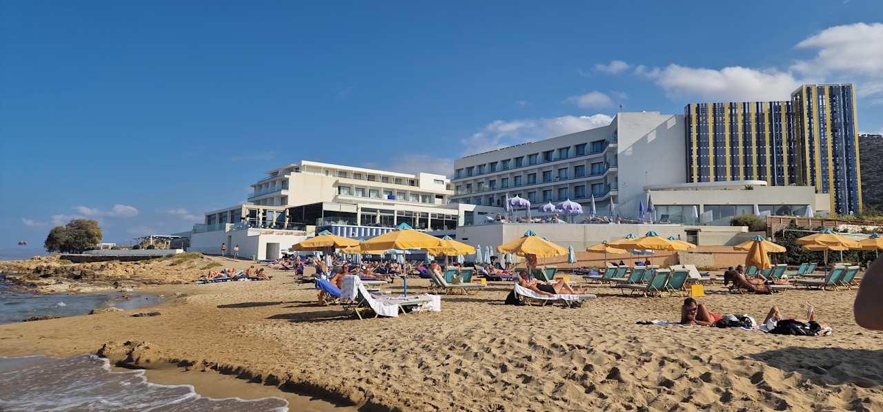 Pool I Resort Beach Hotel & Spa