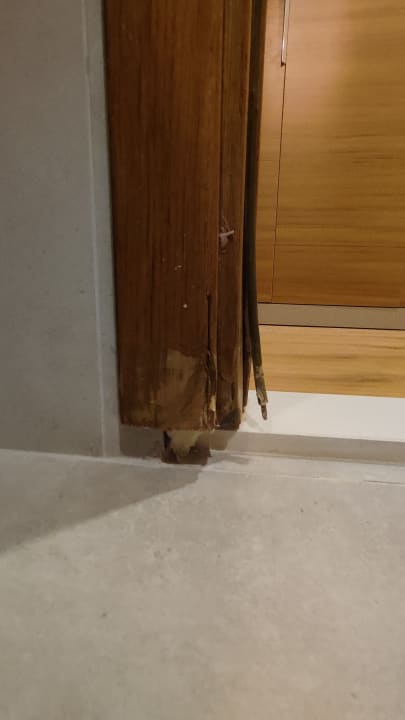 Zimmer Side Story Resort & Spa