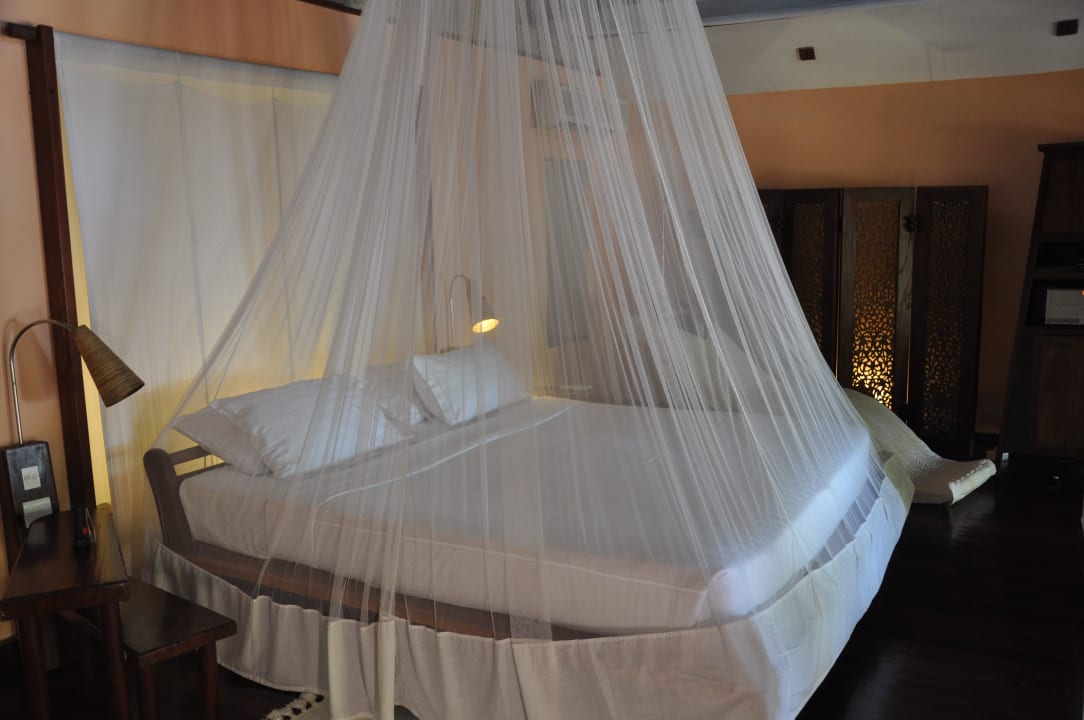 Grosszügiges King Size Bett Hotel Sandoway Resort