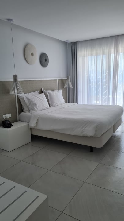 Zimmer Dimitra Beach Hotel & Suites